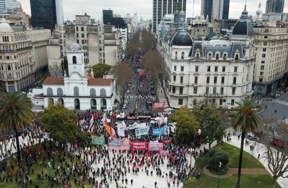 Facundo Astudillo Castro: organizaciones sociales marcharon a Plaza de Mayo en reclamo de justicia