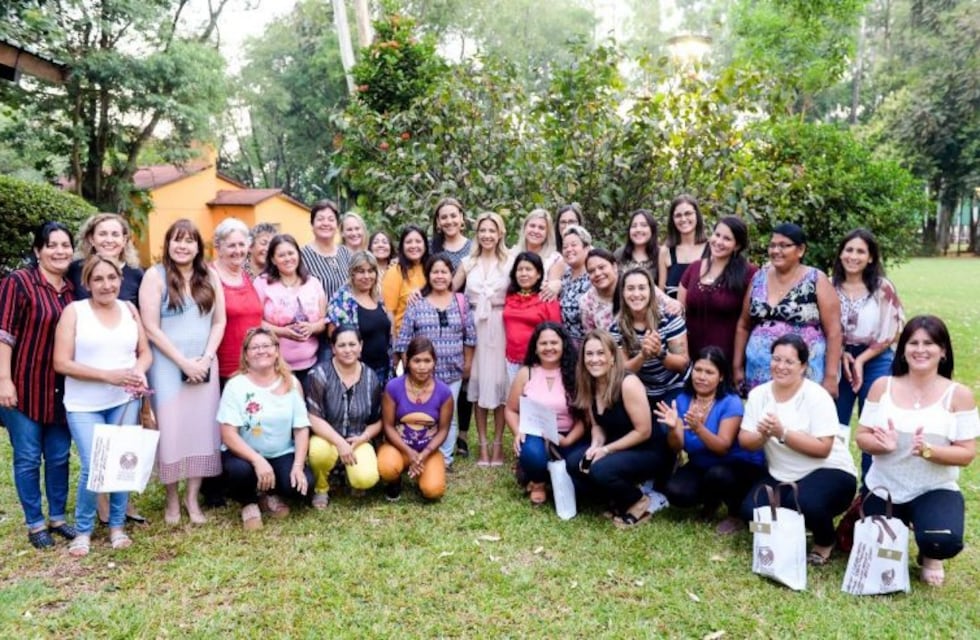 Fabiola Yáñez asistió en Posadas al "Encuentro de Mujeres Reales" que realizan tareas sociales y comunitarias