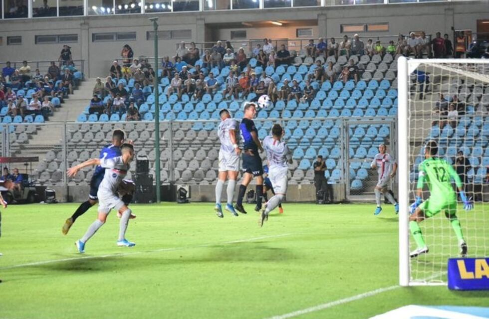 Talleres recibe este sábado, en La Boutique, al Liverpool de Uruguay