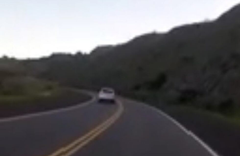 Imprudencia al volante en el camino de las Altas Cumbres