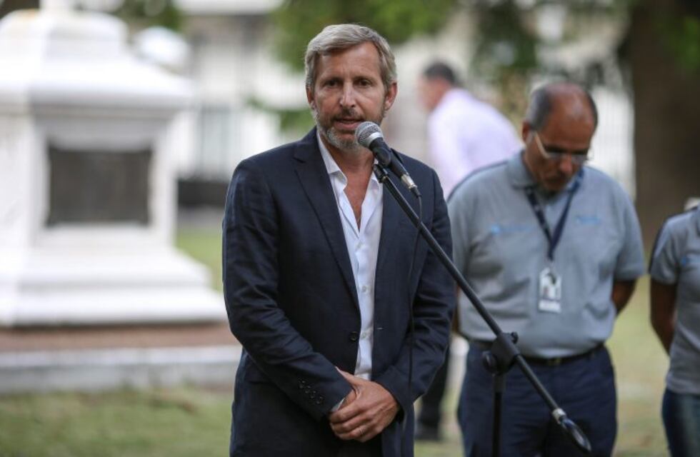 Frigerio lamentó el paro general del jueves porque el dialogo "no se cortó" con las centrales obreras