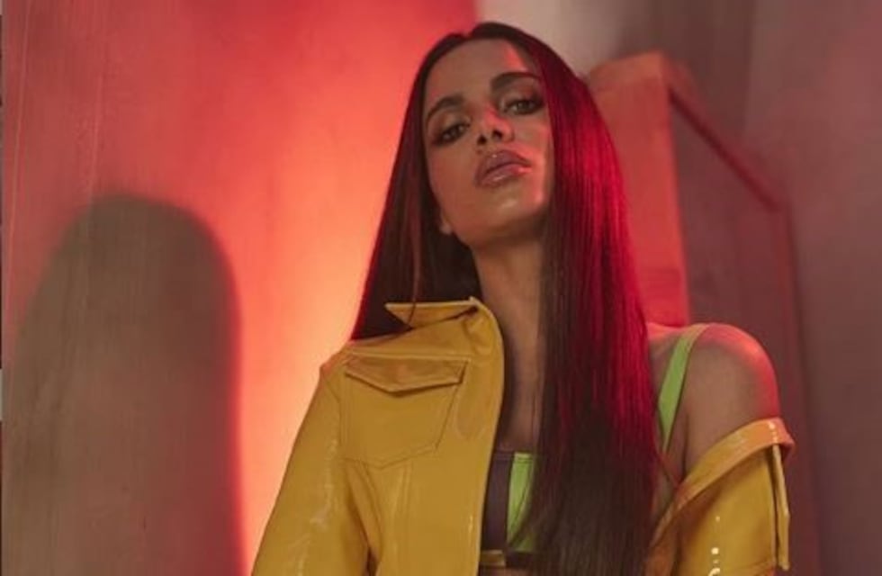 Anitta mostró su cambio de look con un mini vestido: "Versión rubia"