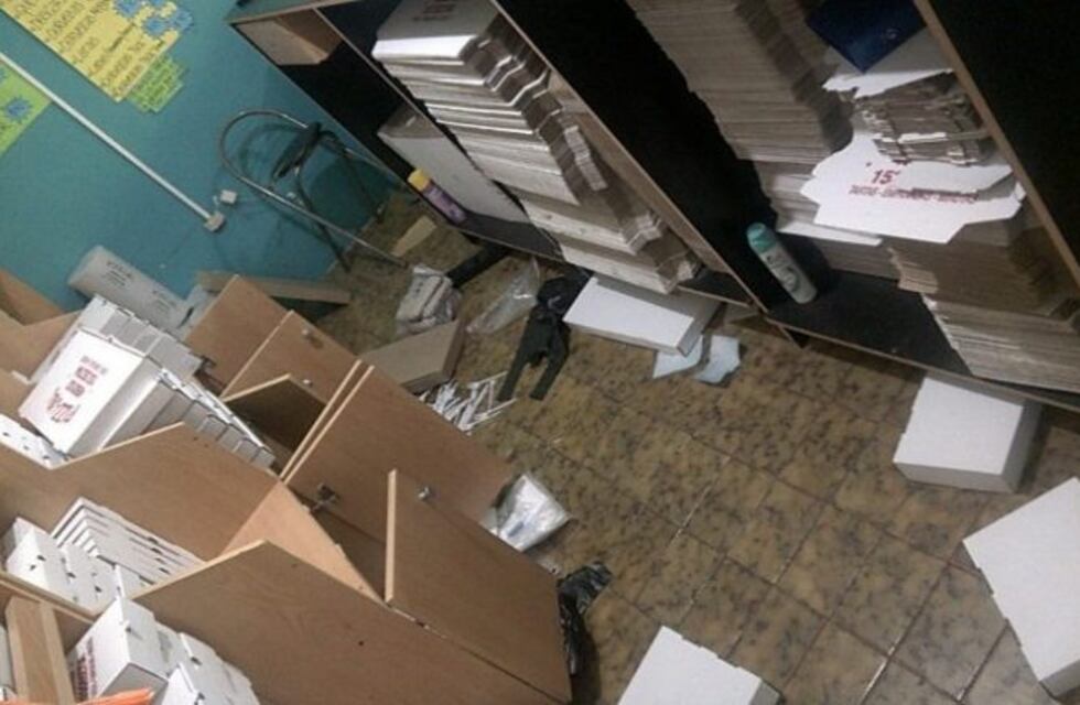 Robaron una pizzería y se llevaron hasta la picadora de carne