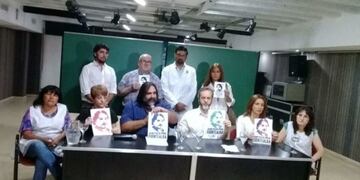 Conferencia de prensa de los gremios docentes