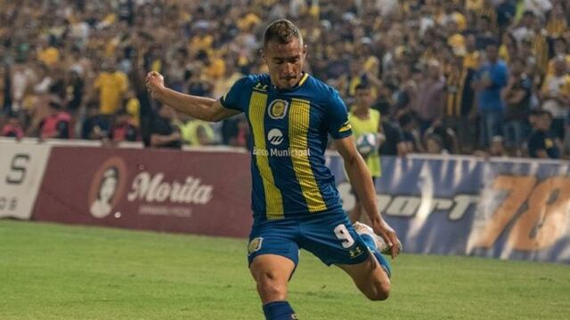 El goleador lleva casi un año sin jugar debido a la pandemia de coronavirus. (@carcoficial)