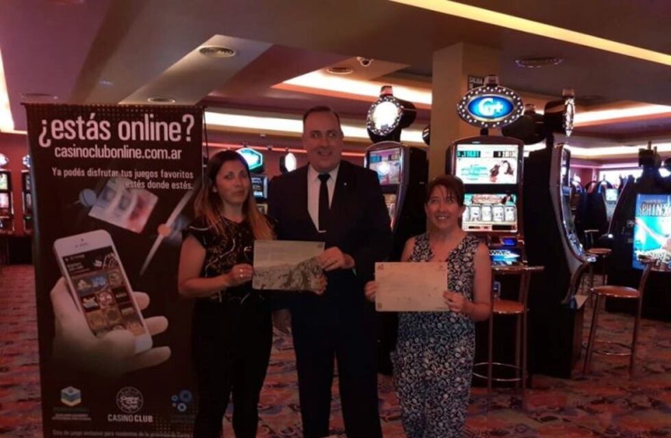 El área de Turismo recibió material promocional