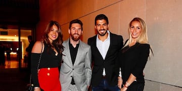 Lionel Messi y Antonela Roccuzzo viajan a la celebración de los 10 años de casados de Luis Suárez y Sofía Balbi\u002E (Instagram)