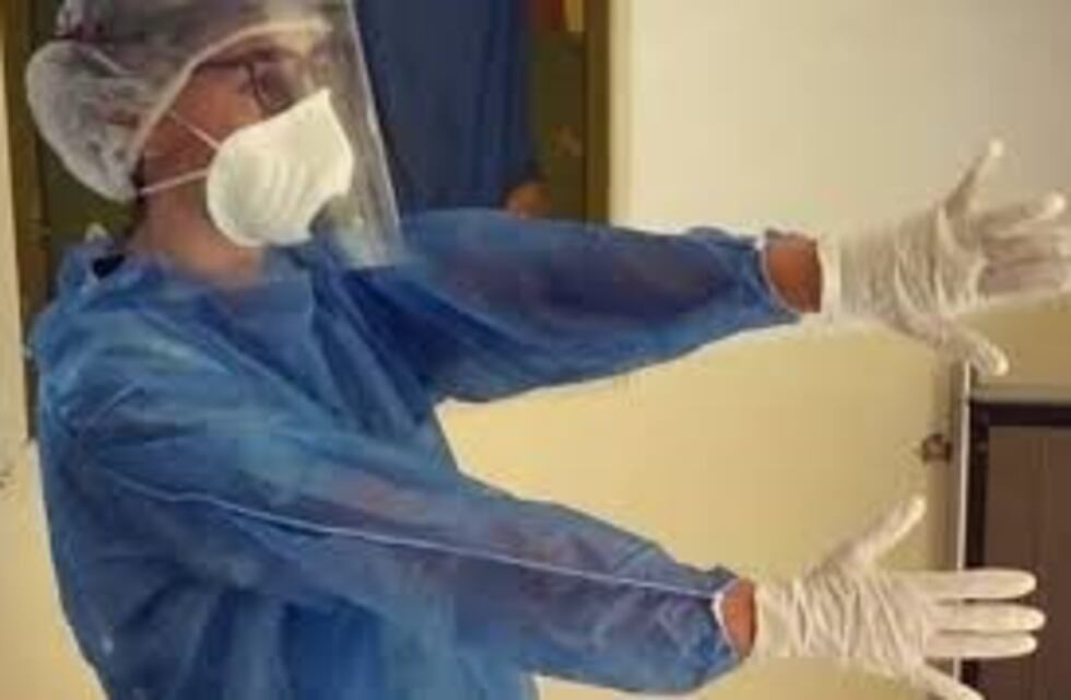 Entregaron barbijos y antiparras al Hospital Centenario de Gualeguaychú