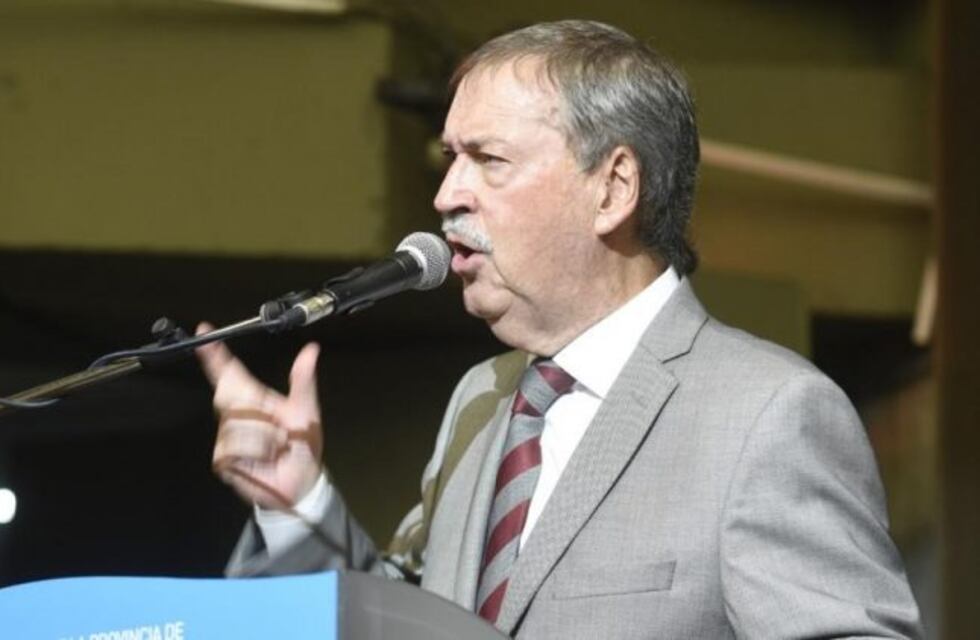 En medio del paro de los choferes, Schiaretti regreso de vacaciones