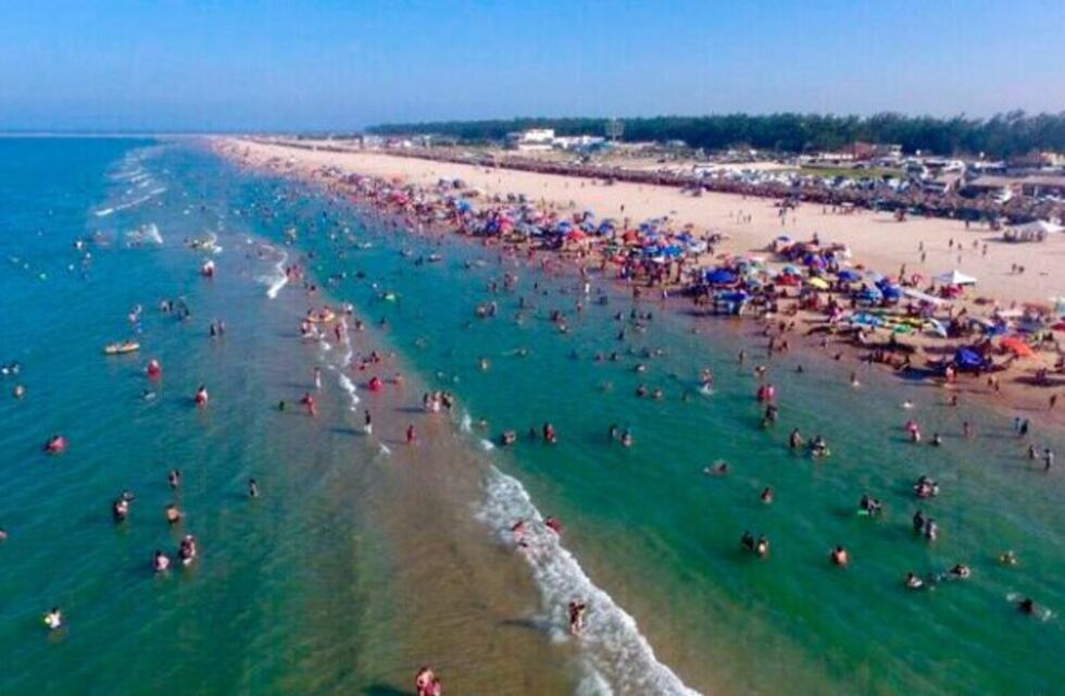 Los alumnos de cuatro escuelas bonaerenses fueron premiados con un viaje