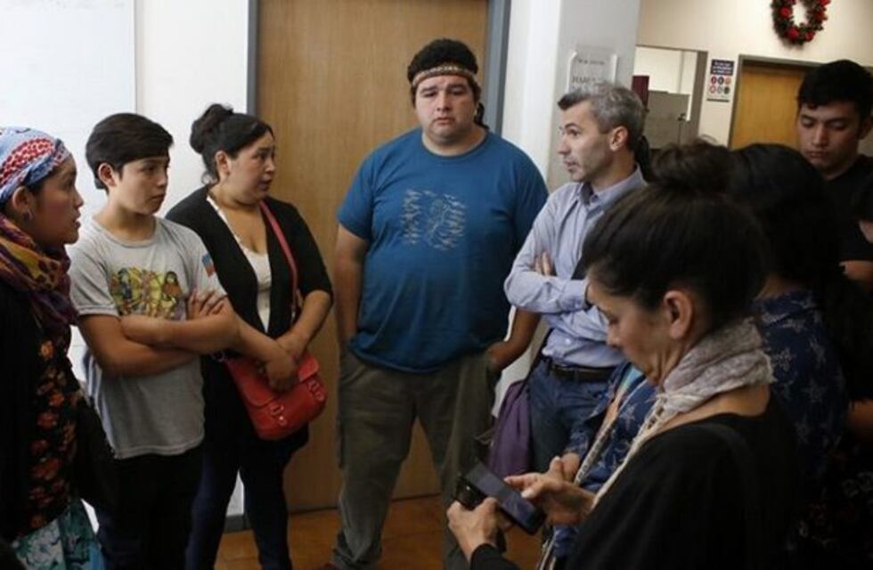 Imputaron a dos personas por agresiones con armas blancas a una comunidad mapuche