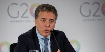 Nicolás Dujovne cruzó a Sergio Massa tras sus dichos sobre el FMI