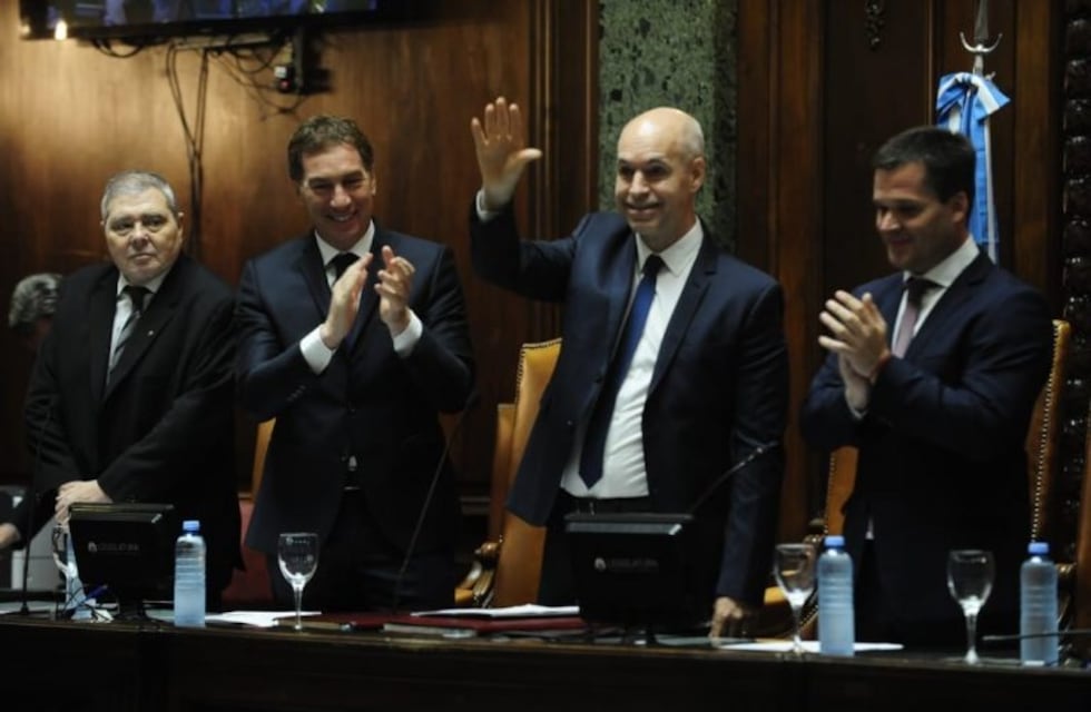 Horacio Rodríguez Larreta y Diego Santilli juraron sus cargos en la Legislatura: "Necesito de ustedes"