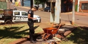 Las herramientas fueron adquiridas de buena voluntad por un vecino\u002E