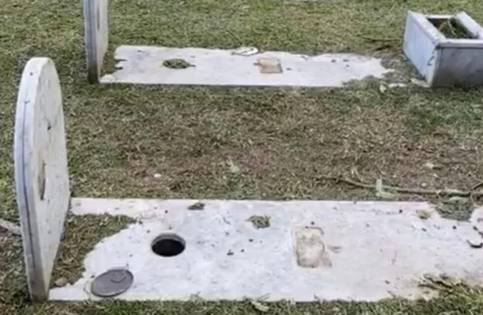 Vandalizaron el cementerio israelí y robaron decenas de placas