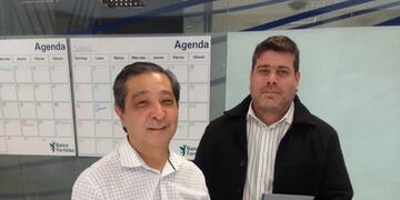 Secretario de Asuntos Estudiantiles y Extensión Universitaria de la Facultad de Administración, Economía y Negocios (FAEN) de la Universidad Nacional de Formosa (UNaF), Luis Scribano mantuvo una reunión con el Gerente General del Banco Formosa, Ing\u002E Daniel Higa