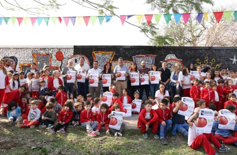 Se inauguró el mural realizado por niños del Jardín y Escuela de Artes