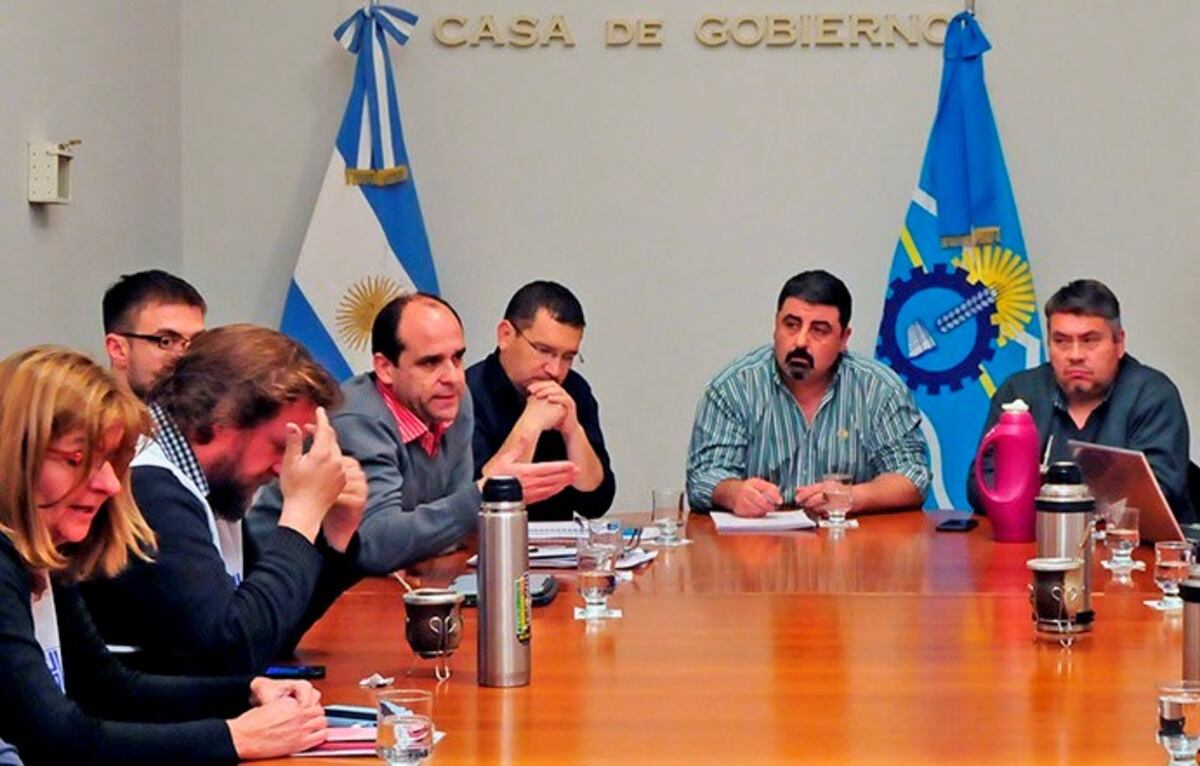 Las paritarias continúan hoy con gremios de la educación\u002E