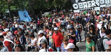 Marcha del Polo Obrero en el centro porteño (Foto: Clarín)