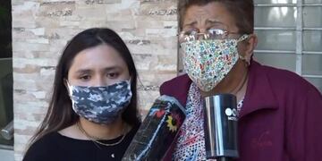 Carolina y Elba, viuda y madre del policía asesinado en Palermo (Foto: captura TN)