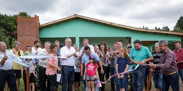 Passalacqua entregó 33 títulos de propiedad en el paraje El Progreso\u002E