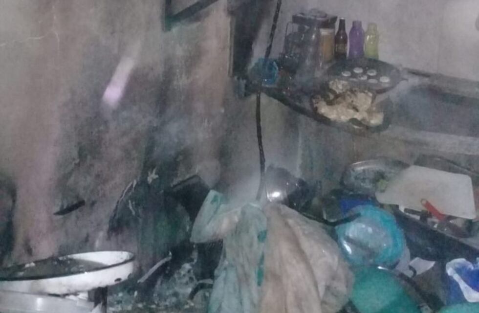 Santa Ana: una garrafa causó el incendio de un hogar