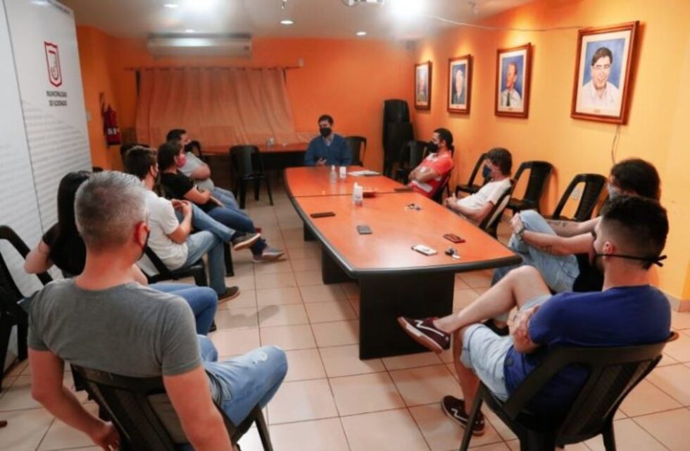 Bares y restaurantes de Eldorado trabajarán los fines de semana, hasta las 2 de la mañana