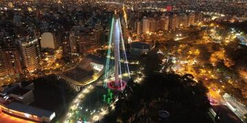 Árbol de Navidad en el faro del Bicentenario\u002E