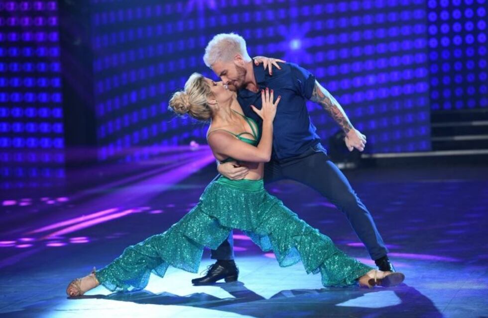 ¡Terrible momento! Laurita Fernández le cortó el rostro a Fede Bal en vivo