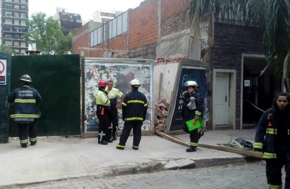 Último momento: Dos personas murieron tras un derrumbe en una obra de Villa Crespo