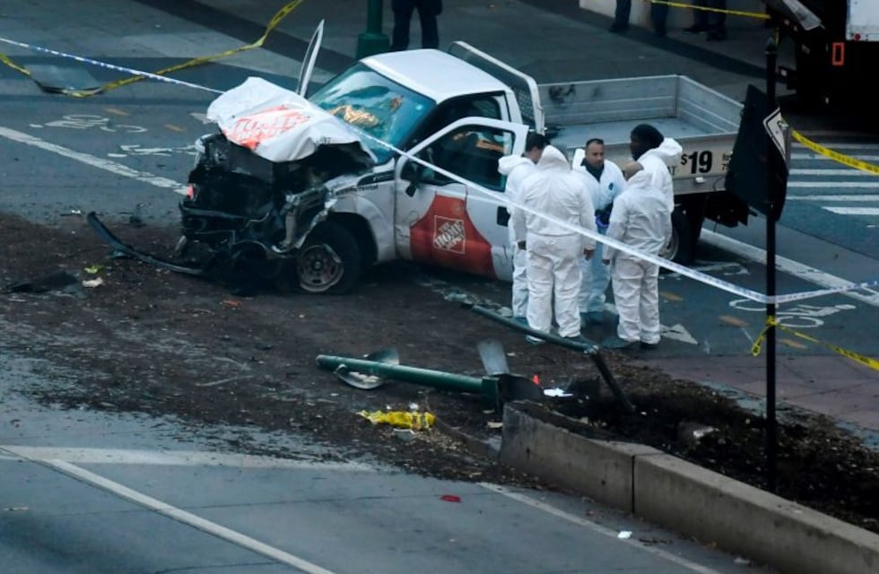 "Sintió la acelerada y le pasaron por encima a sus amigos", reveló la esposa de un sobreviviente