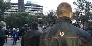 El sindicato de los choferes convocó a otra marcha para el martes 26 de mayo, al mediodía\u002E