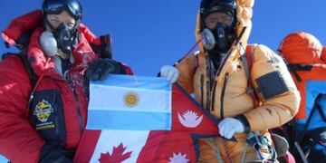 Un cordobés hizo cumbre dos veces en el Everest\u002E