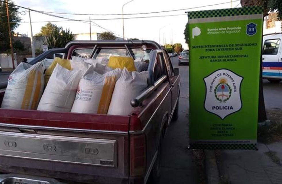 De película: frenaron un tren de cargas y se robaron el cereal