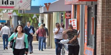Zonda y calor, así arranca la semana en Mendoza.