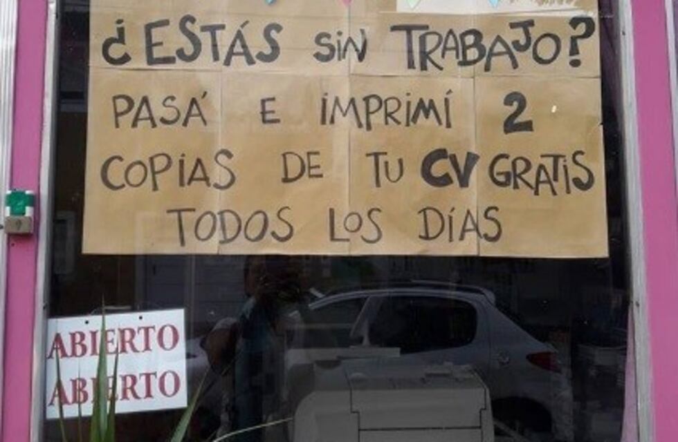 Gran gesto: un comerciante rosarino fotocopia gratis el CV de quien busque trabajo