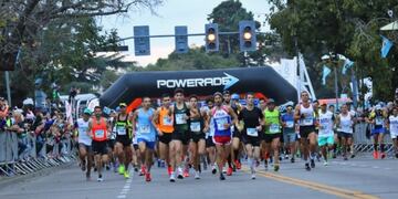 El evento comenzó a las 9 e incluyó una prueba integrativa de 10 kilómetros\u002E (@lucasbylo)