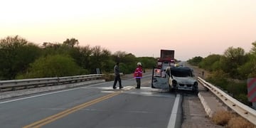 Olta: Mujer muere carbonizada tras incendiarse una camioneta del Ministerio de Salud