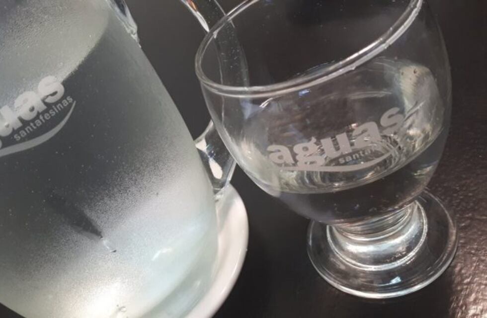 Omar Perotti congelará por 180 días la tarifa de Aguas Santafesinas