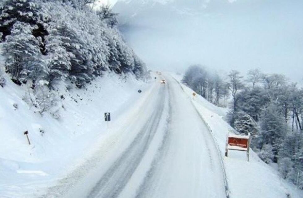 #VivoEnUshuaia entérate como es conducir y circular en una ciudad con mucha nieve y pendientes