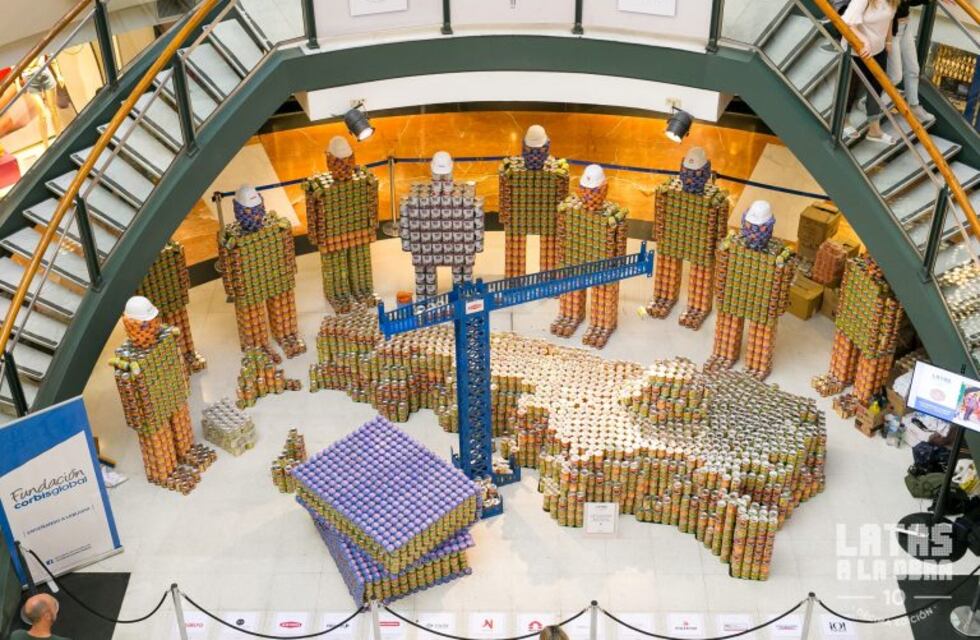 Latas a la Obra construyó una "Mega Argentina" en el Patio Olmos