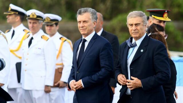Mauricio Macri y Oscar Aguad. (EFE/ Eduardo López).