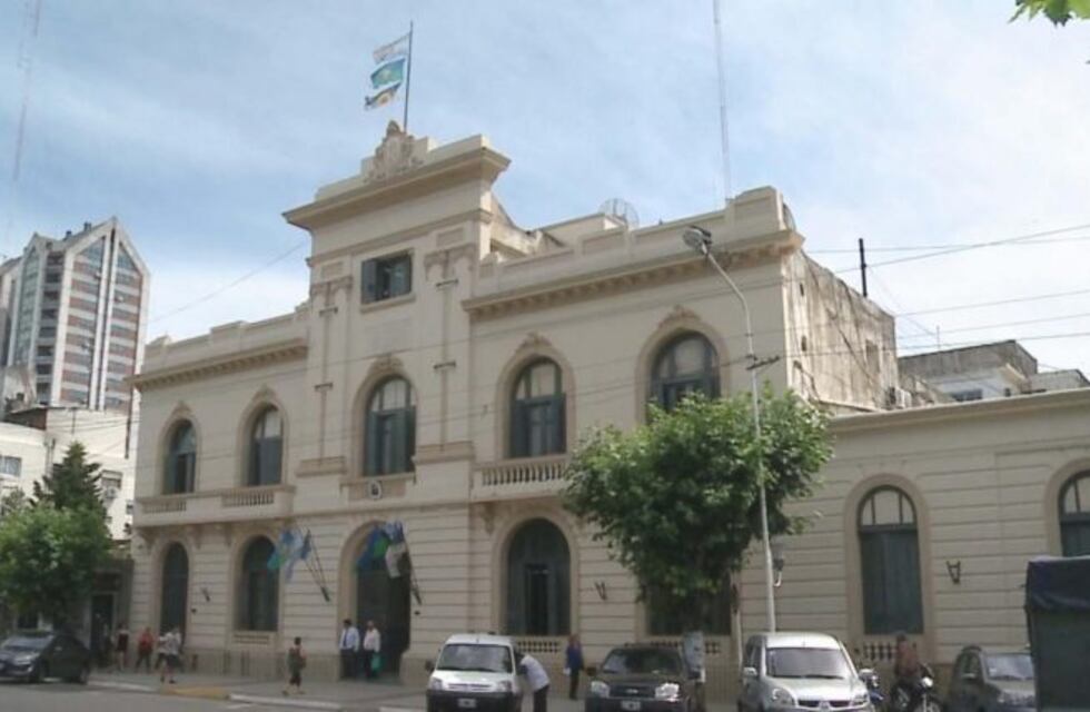 Allanaron la municipalidad de La Matanza y tres comisarias tras la denuncia de PPT