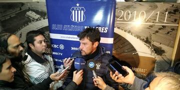 El Cacique aclaró la situación ante los rumores sobre su relación con el colombiano\u002E