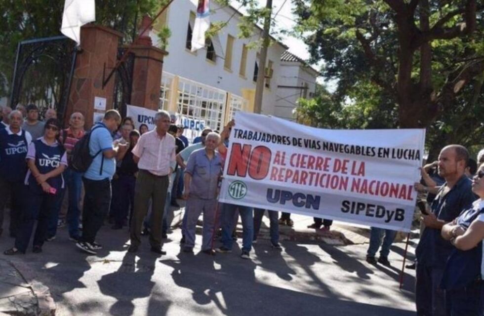 Nación rescindirá el contrato de 35 empleados de Vías Navegables de Corrientes