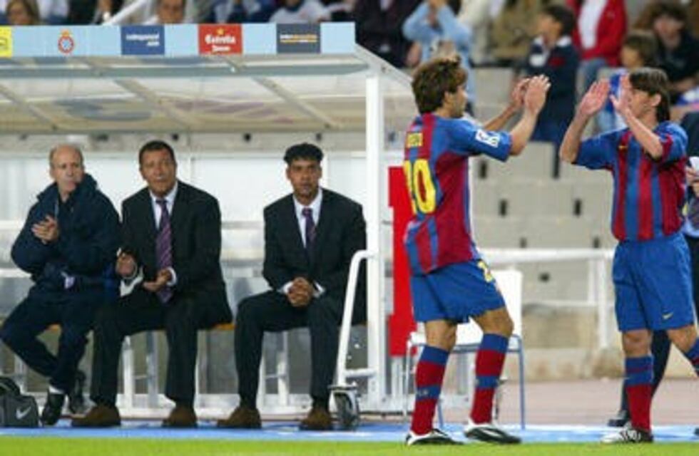 Se cumplen 12 años del debut de Messi en Barcelona: mirá cómo jugó ese día