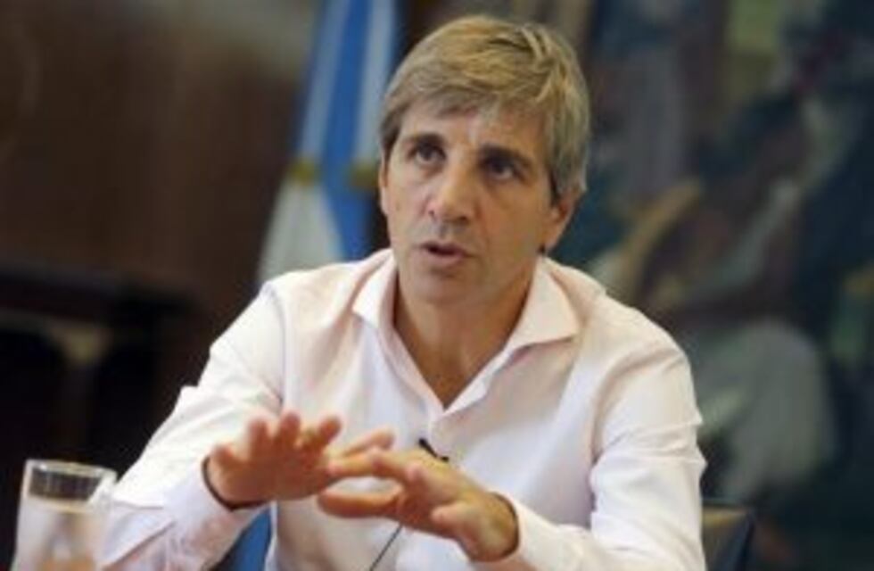Caputo: "Queremos depender cada vez menos del financiamiento externo"