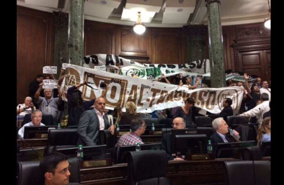 Traspaso de la Justicia porteña: judiciales interrumpieron la sesión