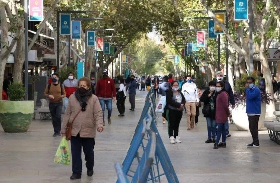 El 30% de los comercios de Rawson y Capital no respetan el horario de cierre