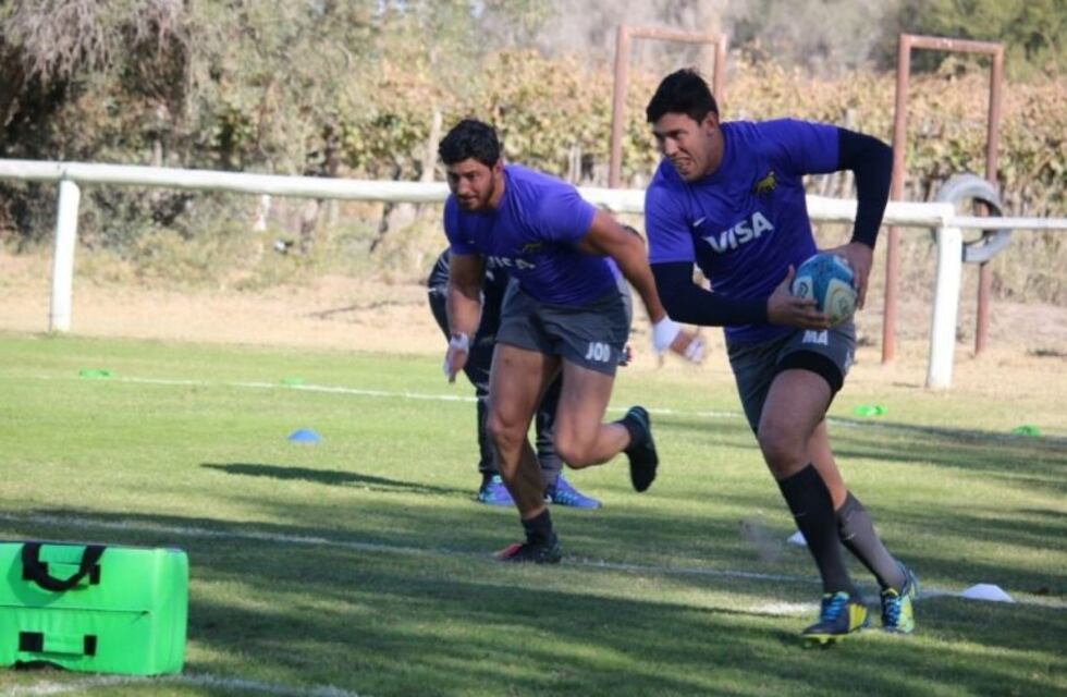Así cuidan el césped del Bicentenario para el partido de Los Pumas